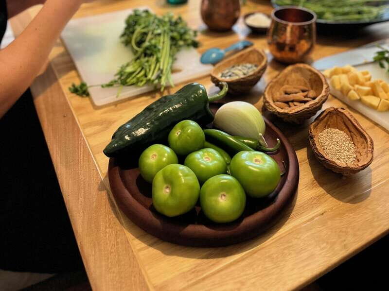 Muchos moles: Multi-variety mole cooking class and feast - Who Would Love This Experience?