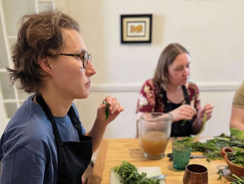 Muchos moles: Multi-variety mole cooking class and feast - FAQ