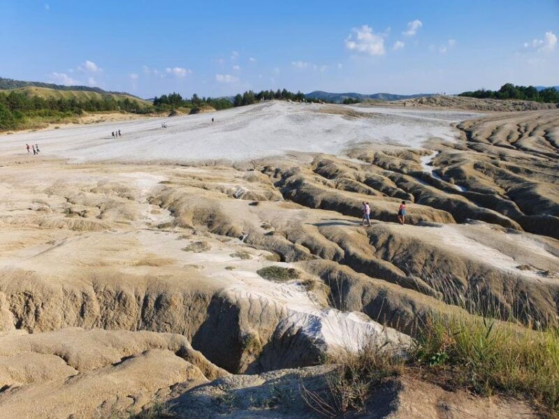 muddy-volcanoes-and-salt-mine-private-tour