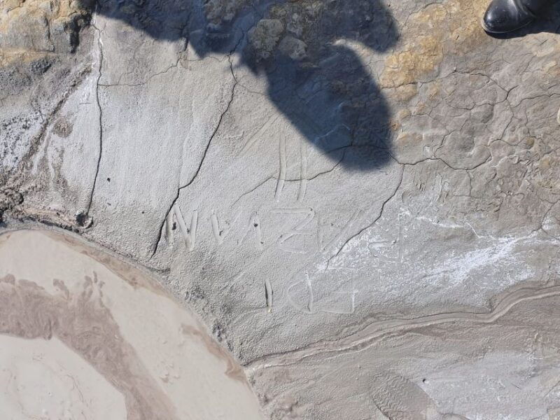 muddy-volcanoes-and-salt-mine-private-tour