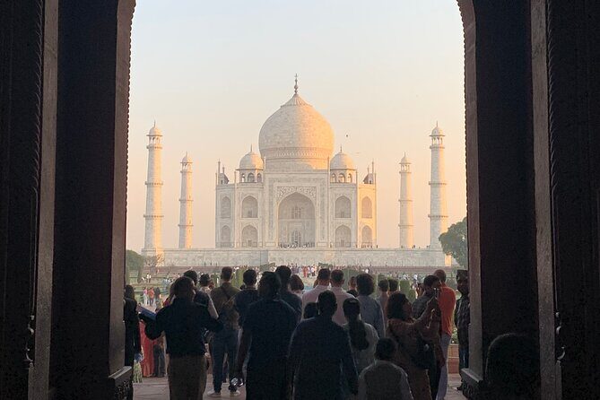 Mughal Marvels: Overnight To Taj Agra Fatehpur Sikri from Delhi - FAQs