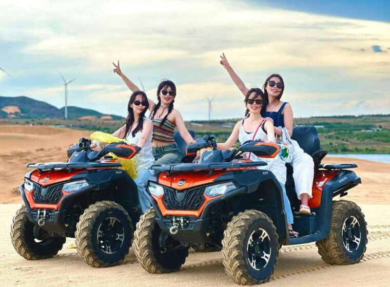 mui-ne-sunrise-or-sunset-private-jeep-tour-with-sand-dunes