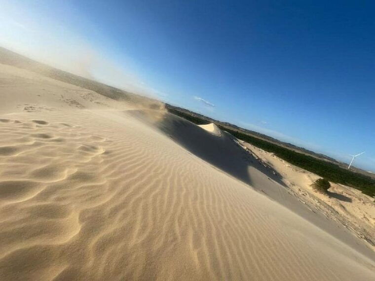 mui-ne-unforgettable-sand-dunes-private-jeep-tour-with-atv