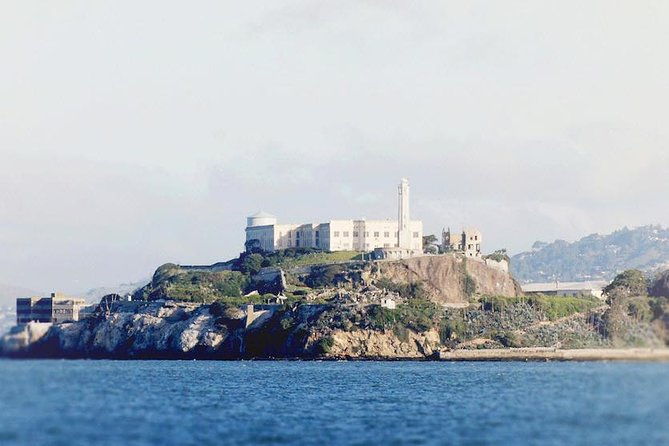 muir-woods-and-sausalito-ferry-alcatraz-night-tour-aquarium-access