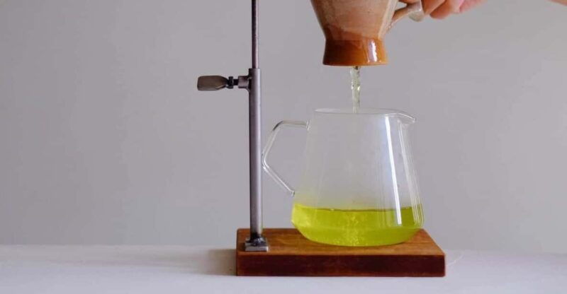 multiple-courses-of-stylish-japanese-tea-entertainment