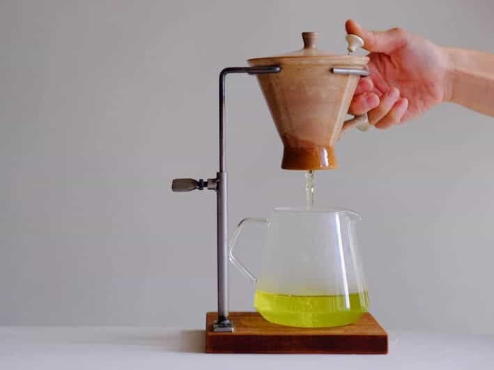 multiple-courses-of-stylish-japanese-tea-entertainment