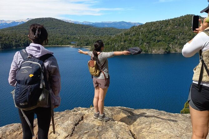 multisport-moreno-lake-kayaking-and-mirador-del-tristeza-hiking
