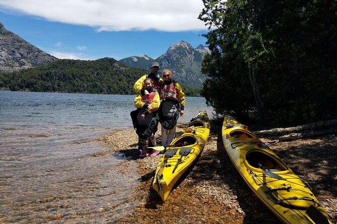 multisport-moreno-lake-kayaking-and-mirador-del-tristeza-hiking