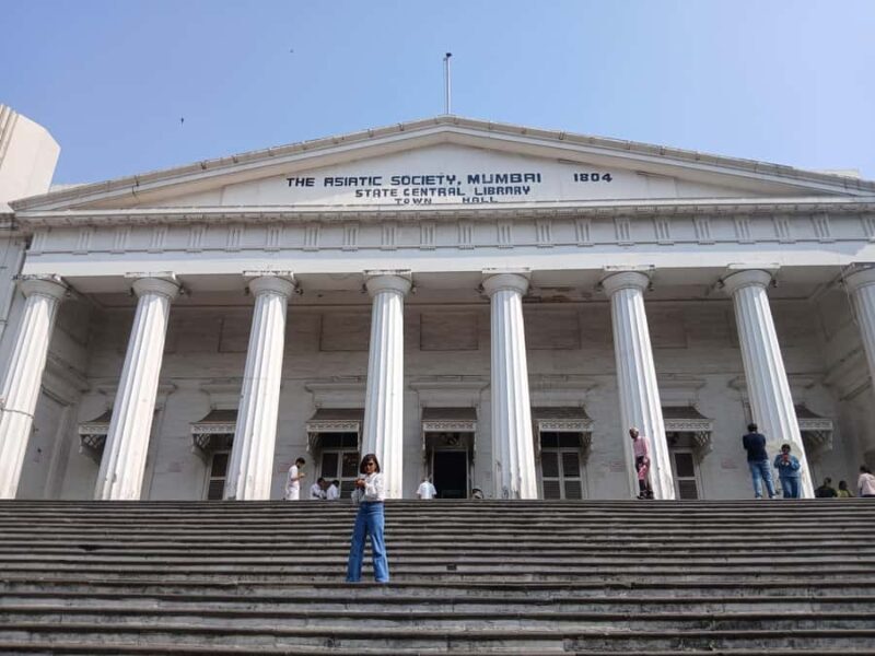 Mumbai: A Symphony of Seven Islands (Get Local in 1 Day) - Key Points