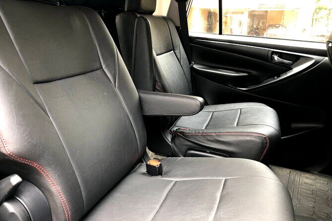 Mumbai Airport Drop via Toyota Crysta SUV - What to Expect from the Mumbai Airport Drop Service