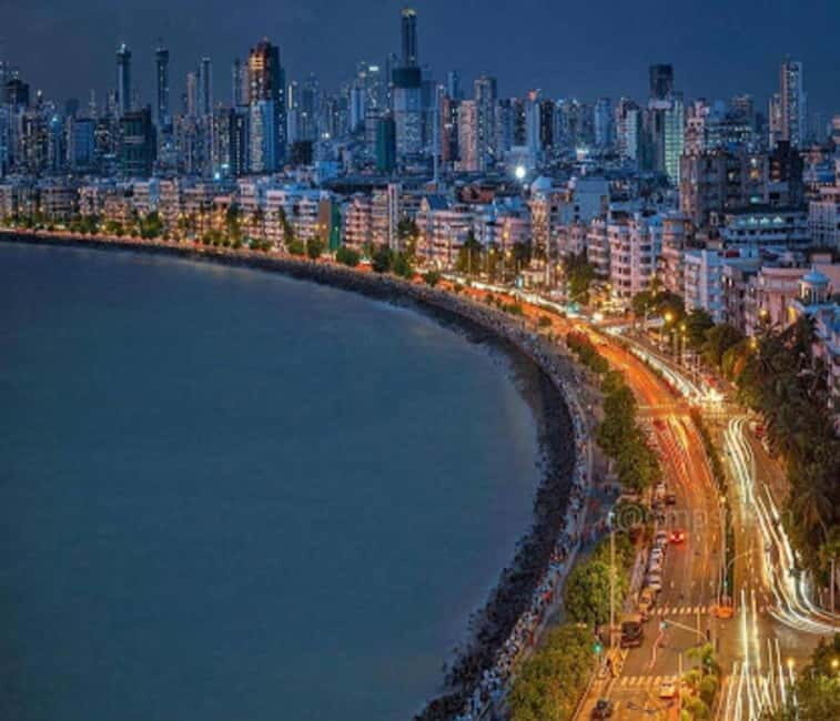 Mumbai City Night Guided Tour with Delicious Street Food - Key Points