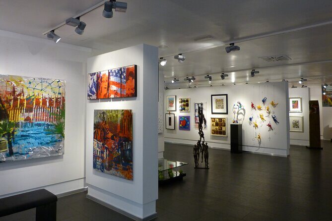 Mumbai Colaba Art galleries walking Tour - Key Points