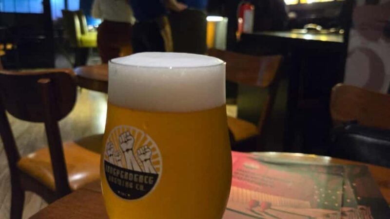 Mumbai: Craft Beer Crawl with a professional tastemaker - Key Points