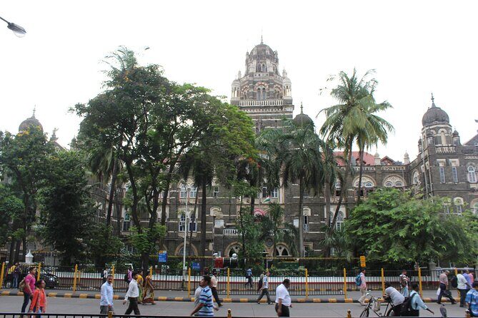 Mumbai Cultural and Heritage Walking Tour - Key Points