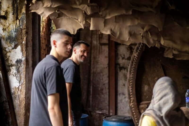 Mumbai: Dharavi Slum and Dhobi Ghat Laundry Tour - Key Points