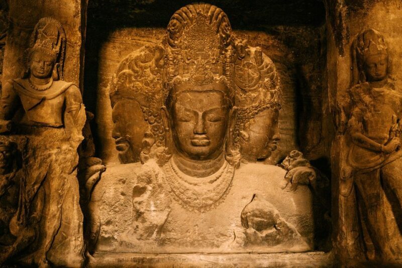 Mumbai: Elephanta Island and Elephanta Caves Guided Tour - Exploring the Elephanta Caves: What You Can Expect