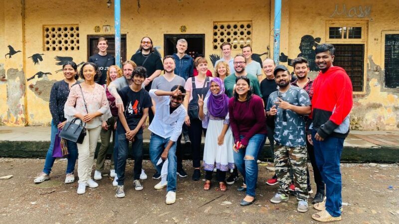 Mumbai: Exclusive Tour of the City and Slum Tour - Cultural and Civic Highlights