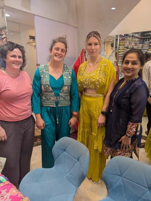 Mumbai: Fashion Shopping Tour with Personal Shopper - Key Points