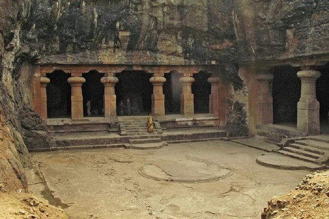 Mumbai- Half day visit to "ELEPHANTA CAVES"- collection of Ancient temple caves - Key Points