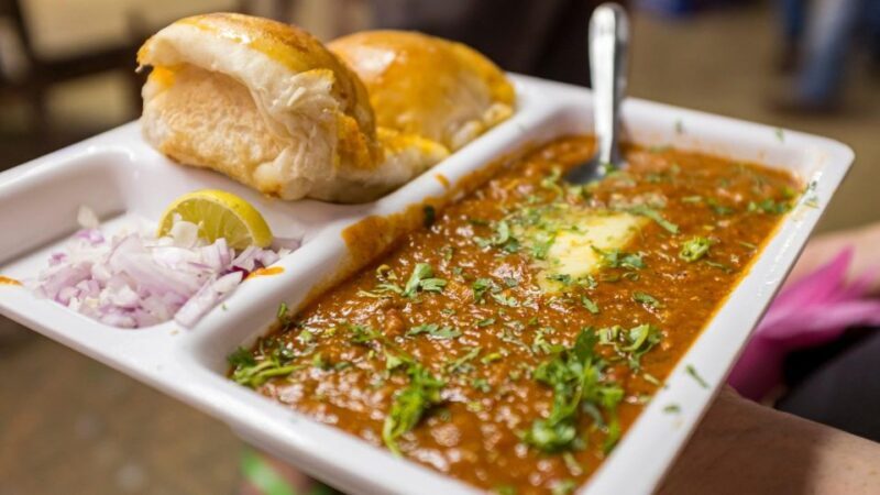 Mumbai: Heritage Highlights Walking Tour with Food Tasting - Practical Details and Tips