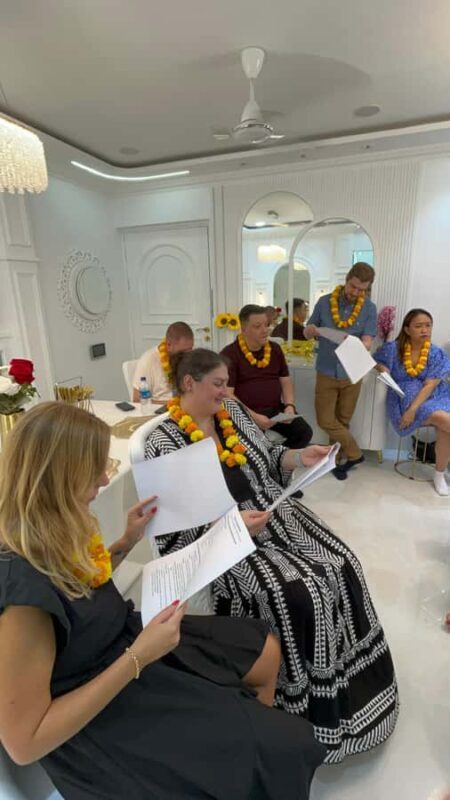 Mumbai: Indian Chai & Pakora Cooking Class in a Local Home - The Practical Side: Booking, Group Size, and Price