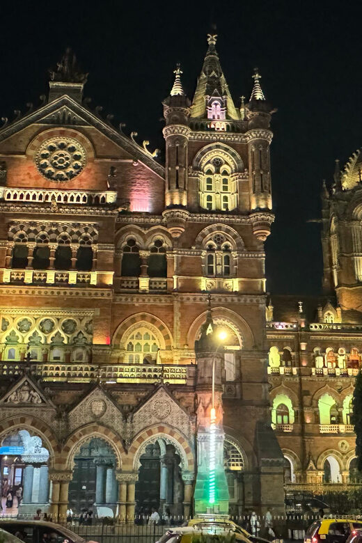 Mumbai Night Lights & Iconic Sights Tour - A Closer Look at the Mumbai Night Lights & Iconic Sights Tour