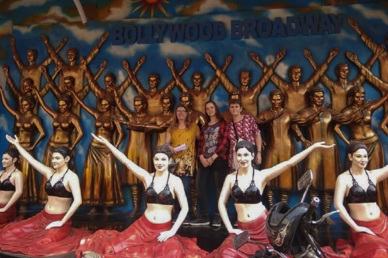 Mumbai: Private Bollywood Tour with Mumbai Sightseeing - Key Points