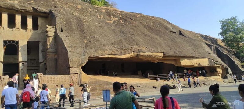 Mumbai: Sanjay Gandhi National Park, Pagoda, & Lion Safari - Food and Refreshments