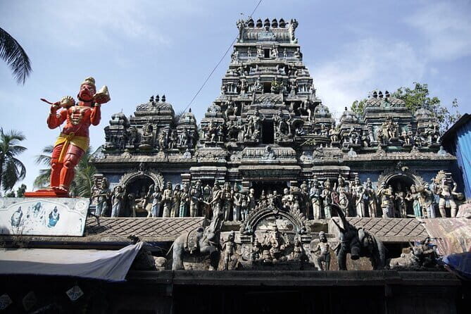 Mumbai Slum Dhobi Ghat and Train Ride Tour with a Local Guide - FAQs