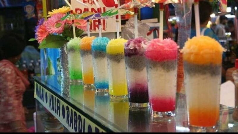 Mumbai Street Food & Beach Tour with 10+ Tastings - Who Should Consider This Tour?