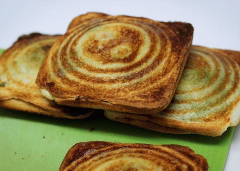 Mumbai Street Food Crawl (2 Hours Guided Food Tasting Tour) - Overview of the Mumbai Street Food Crawl