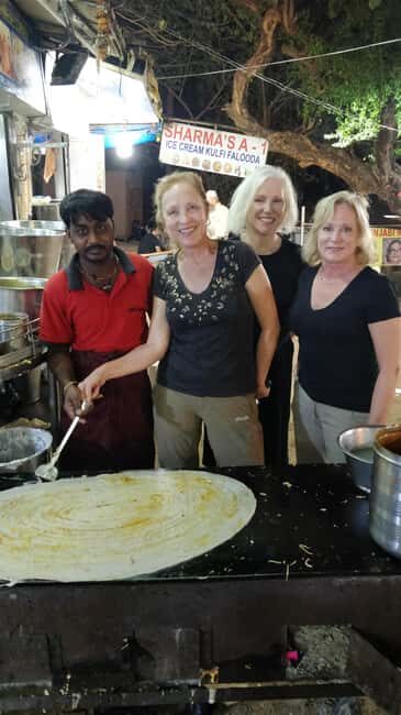 Mumbai: Street Food Tour with 7-8 Tasting Courses - Who Will Love This Tour?