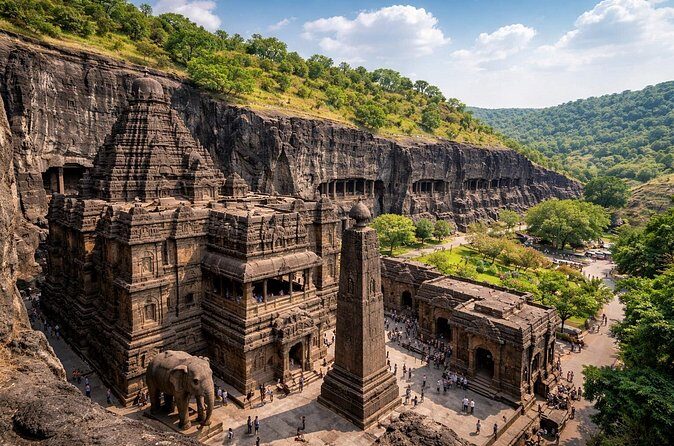 Mumbai to Ajanta and Ellora Day Tour by Flight - Key Points