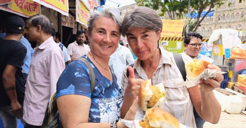 Mumbai Walking Tour with Local Snacks - Key Points