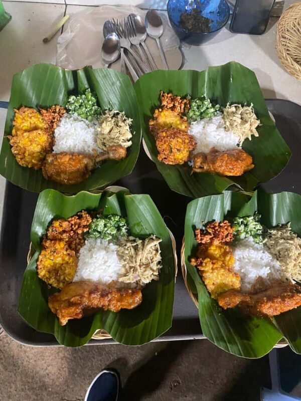 Munduk Jungle Trek & Hidden Waterfalls with Local Guide - The Canoe Ride & Lunch