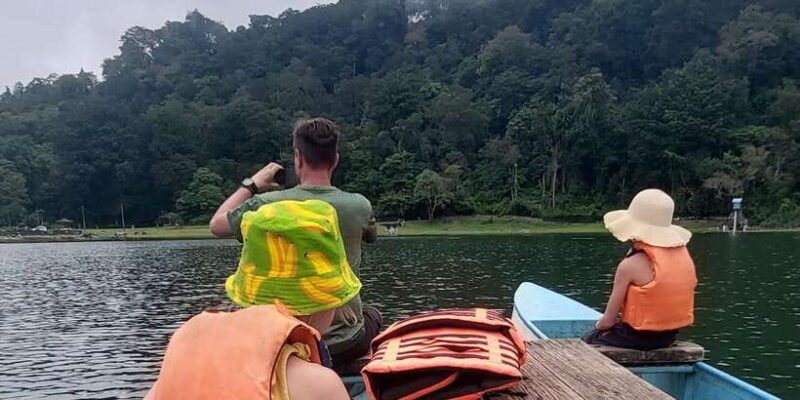 munduk-jungle-trekkingcanoeingwaterfall-authentic-lunch