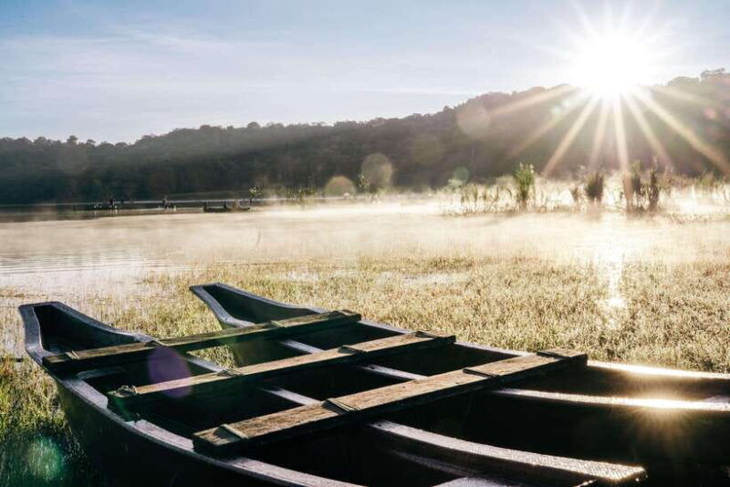 munduk-sunrise-canoeing-and-exploring-sacred-temples
