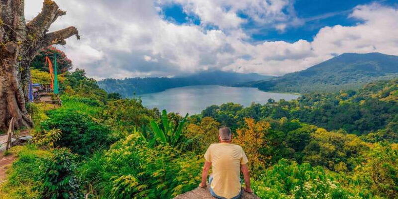 munduk-twin-lakes-jungle-hike-with-lake-canoe-and-waterfall