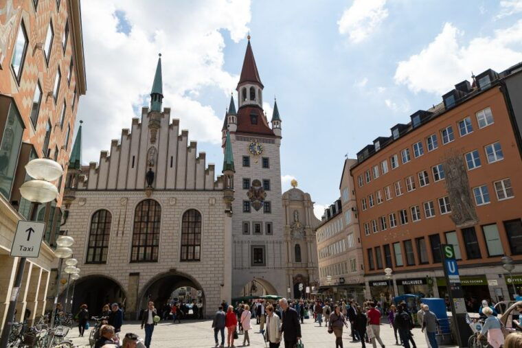 munich-big-bus-hop-on-hop-off-sightseeing-bus-tour