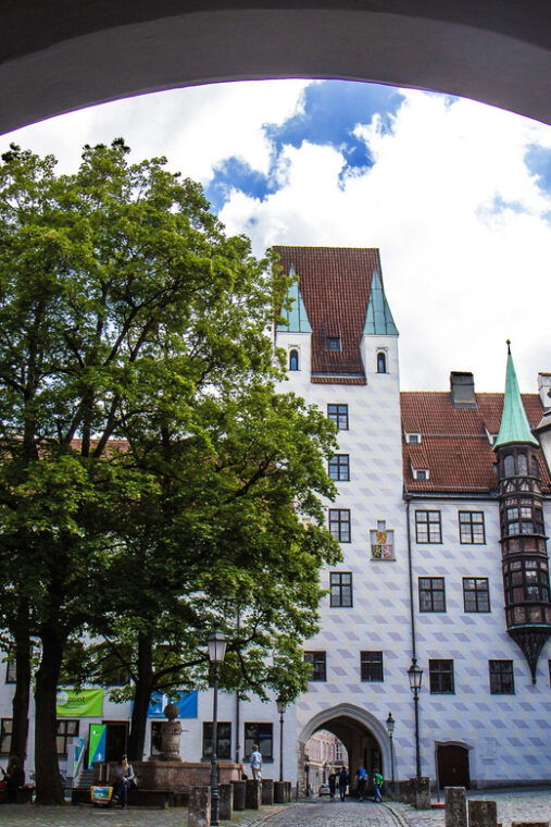 munich-city-tour-executioners-whores-witches