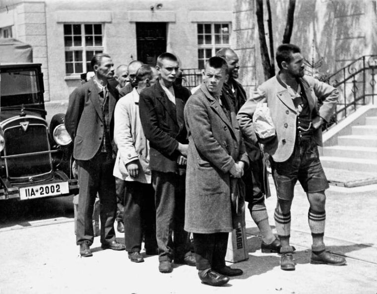 munich-dachau-concentration-camp-memorial-site-tour-by-car