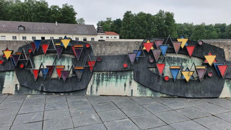 munich-dachau-concentration-camp-memorial-site-tour-by-car