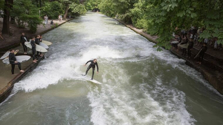 munich-eisbachwelle-river-surfing-experience