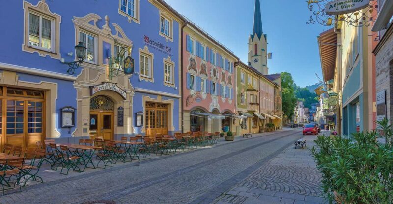 Munich: Express Tour Linderhof and Oberammergau - Is This Tour Worth It?  