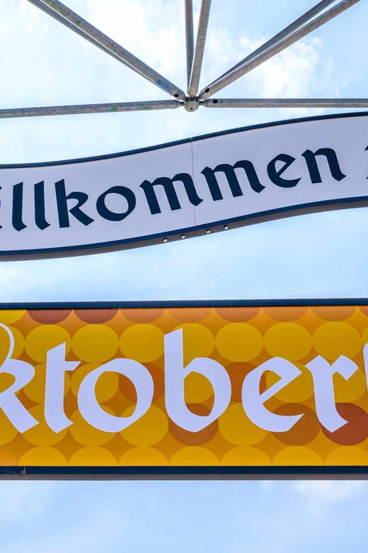 Munich: Guided Oktoberfest Experience with Seats and Beer - A Realistic Look at the Itinerary