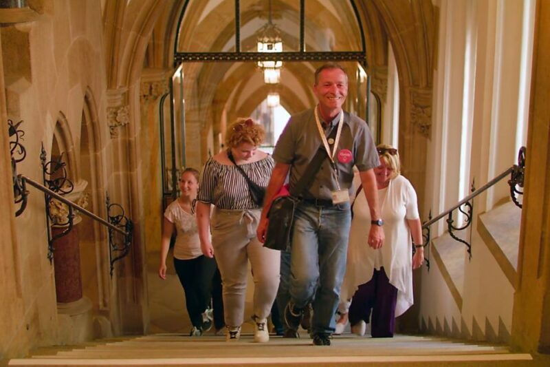 munich-guided-tour-of-the-historic-town-hall-on-marienplatz