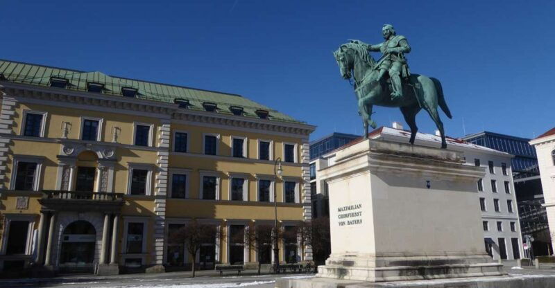 munich-historical-walking-tour-maxvorstadt-with-geo-epoche