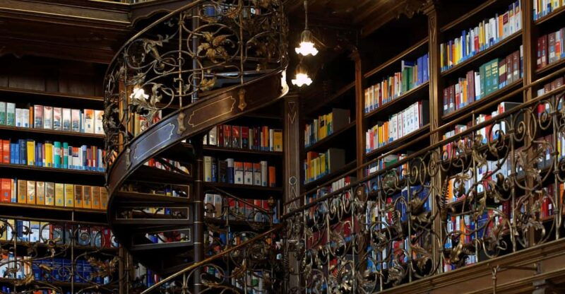 munich-law-library-guided-visit-with-entry-tickets