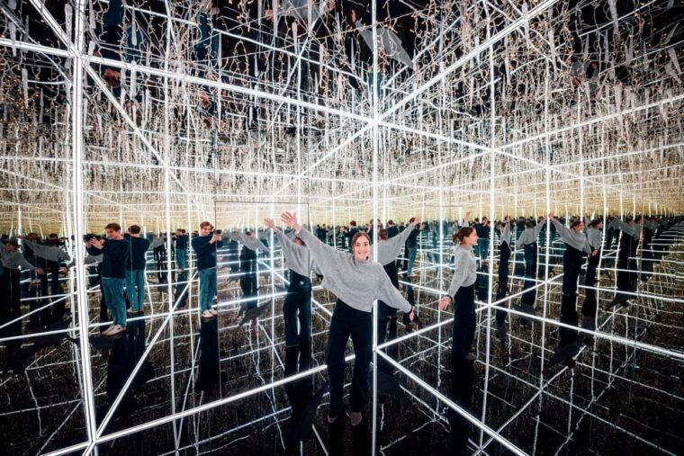 munich-magic-bavaria-upside-down-experience-museum-ticket