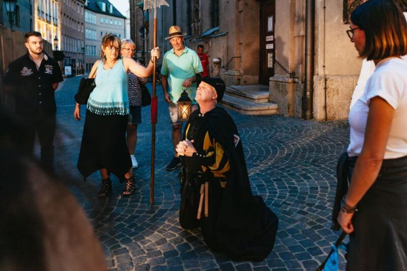 munich-middle-ages-tour-with-night-watchman-in-german